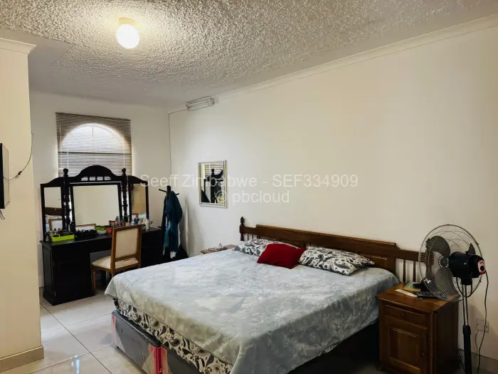 Townhouse/Cluster for Sale in Avondale, Harare