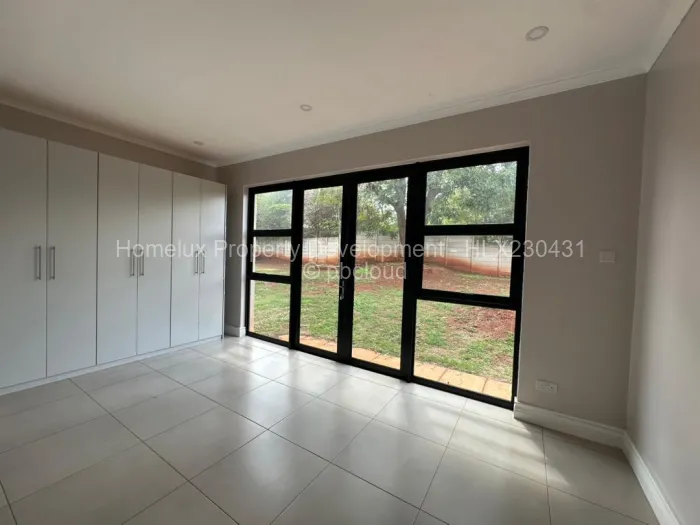Townhouse/Complex/Cluster for Sale in Helensvale, Harare