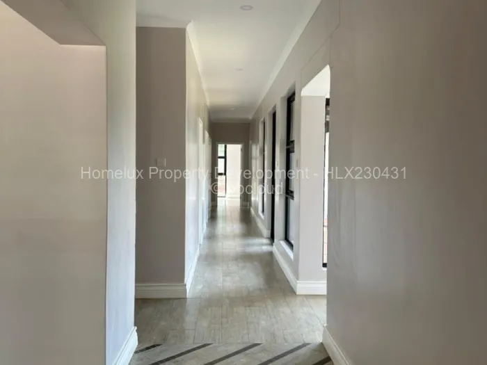 Townhouse/Complex/Cluster for Sale in Helensvale, Harare