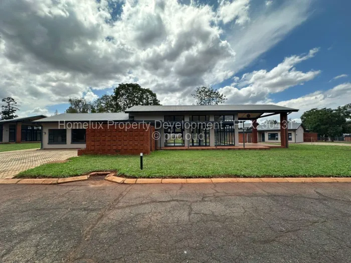 Townhouse/Complex/Cluster for Sale in Helensvale, Harare