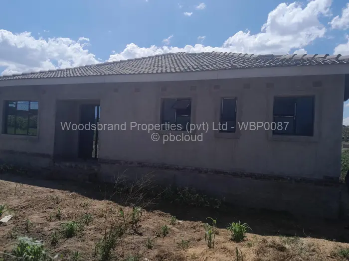 5 Bedroom House for Sale in Crowhill Views, Harare