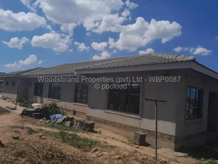 5 Bedroom House for Sale in Crowhill Views, Harare