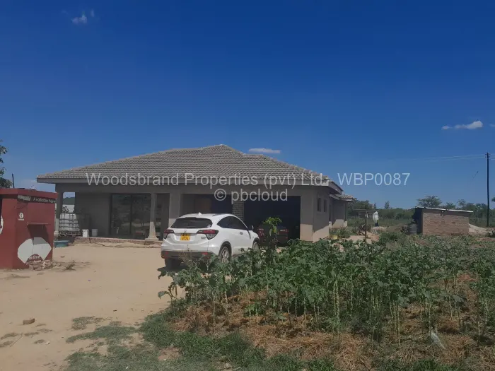 5 Bedroom House for Sale in Crowhill Views, Harare