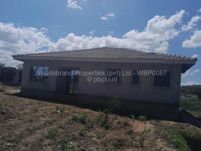 5 Bedroom House for Sale in Crowhill Views, Harare