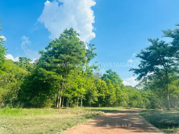 8 Bedroom House for Sale in Glen Lorne, Harare