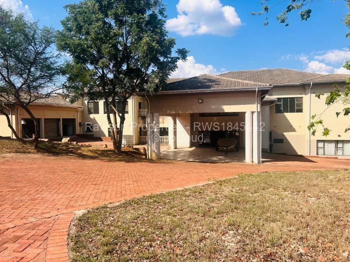 8 Bedroom House for Sale in Glen Lorne, Harare
