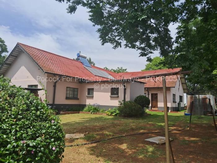 5 Bedroom House for Sale in Riverside North, Bulawayo