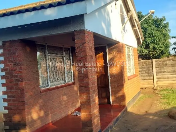 5 Bedroom House to Rent in Budiriro, Harare