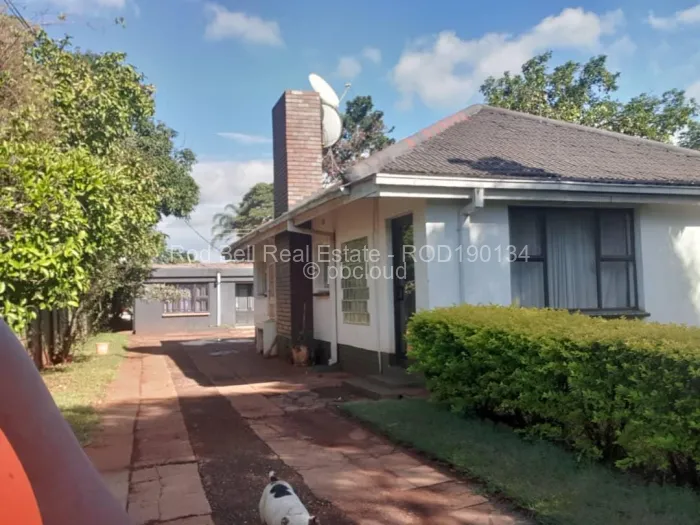 3 Bedroom House for Sale in Upper Hillside, Harare