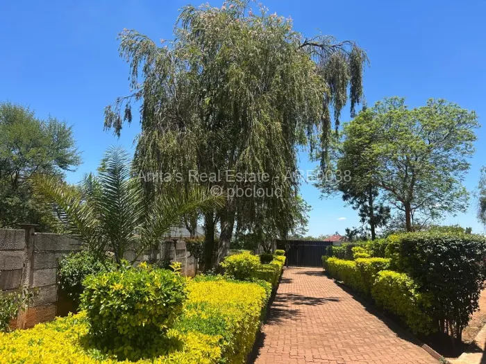 3 Bedroom House for Sale in Matsheumhlope, Bulawayo