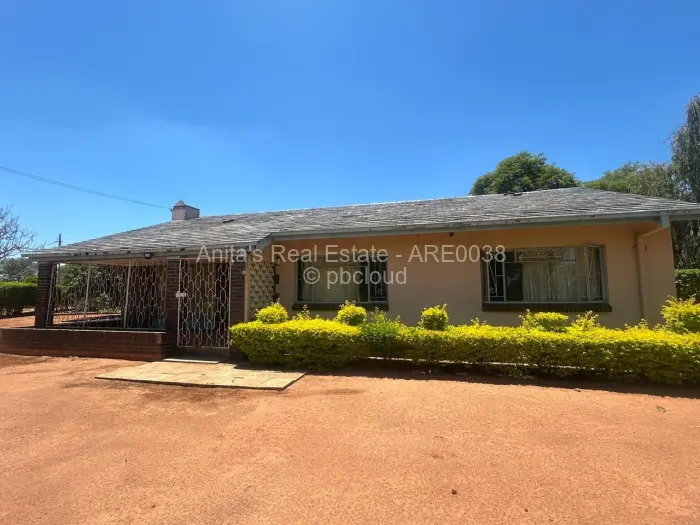 3 Bedroom House for Sale in Matsheumhlope, Bulawayo