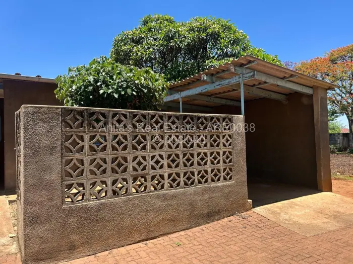 3 Bedroom House for Sale in Matsheumhlope, Bulawayo