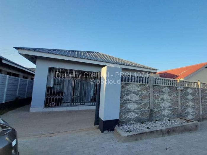 3 Bedroom House to Rent in Southlea Park, Harare