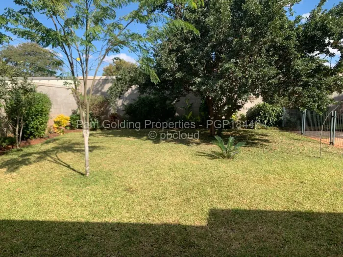 Townhouse/Complex/Cluster for Sale in Victoria Falls, Victoria Falls