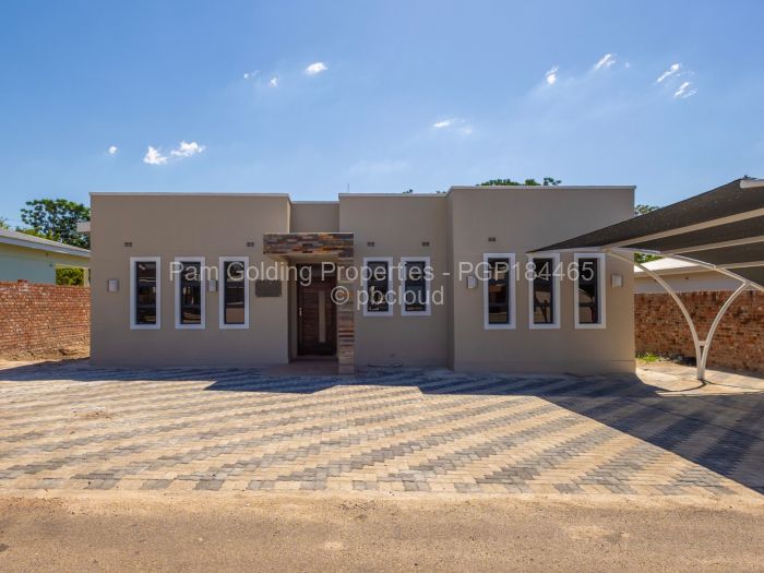 Townhouse/Cluster for Sale in Greendale, Harare