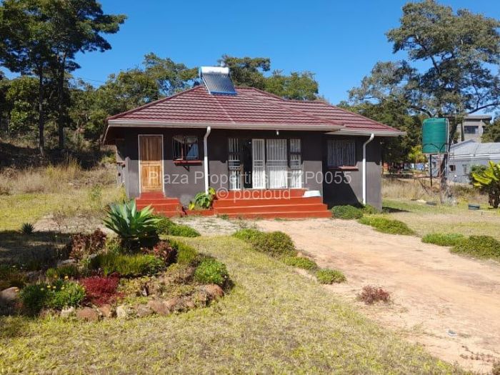 3 Bedroom Cottage/Garden Flat for Sale in Carrick Creagh Estate, Harare