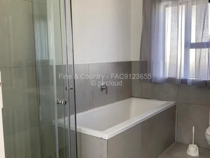 Townhouse/Cluster for Sale in Quinnington, Harare