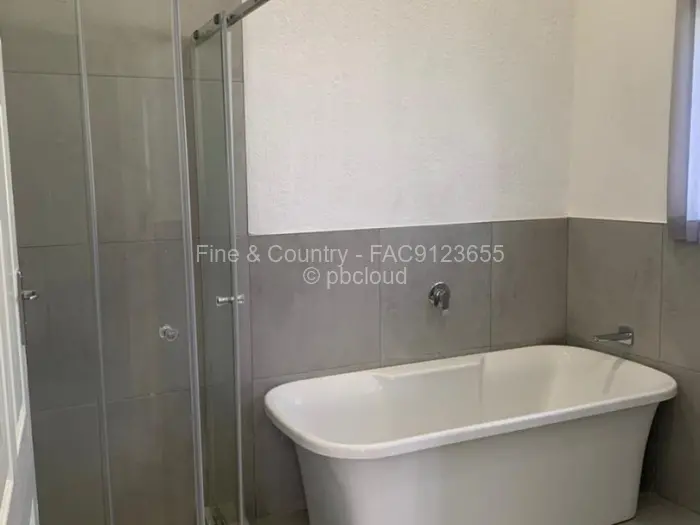 Townhouse/Cluster for Sale in Quinnington, Harare