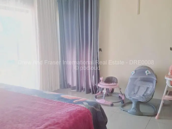 6 Bedroom House to Rent in Shawasha Hills, Harare