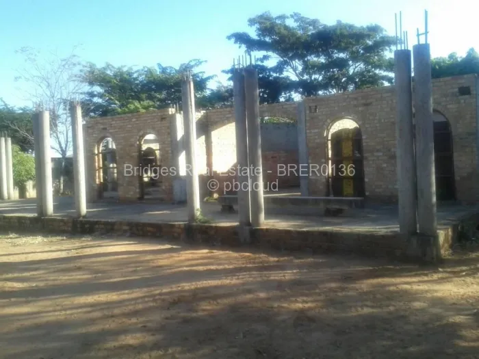 4 Bedroom House for Sale in Victoria Falls, Victoria Falls