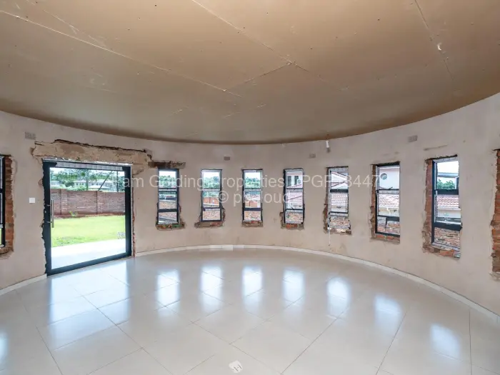 6 Bedroom House for Sale in Brookeview, Harare