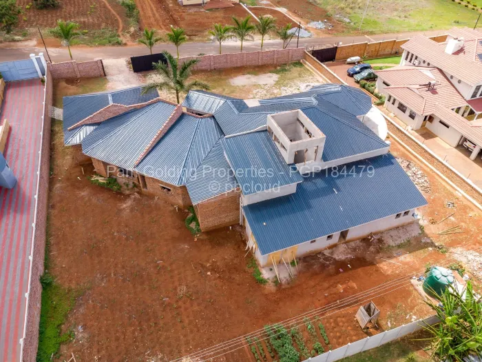 6 Bedroom House for Sale in Brookeview, Harare