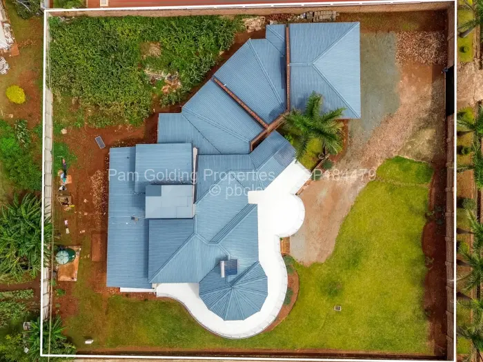 6 Bedroom House for Sale in Brookeview, Harare