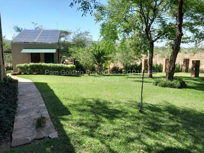 2 Bedroom House for Sale in Msuna, Msuna