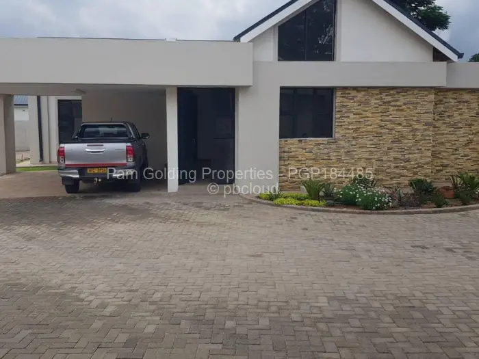 Townhouse/Complex/Cluster to Rent in Avondale West