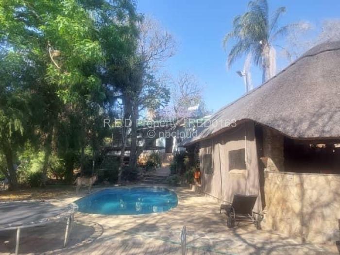 4 Bedroom House for Sale in Burnside, Bulawayo