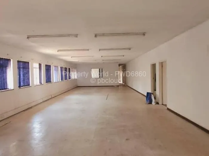Commercial Property to Rent in Bluff Hill, Harare