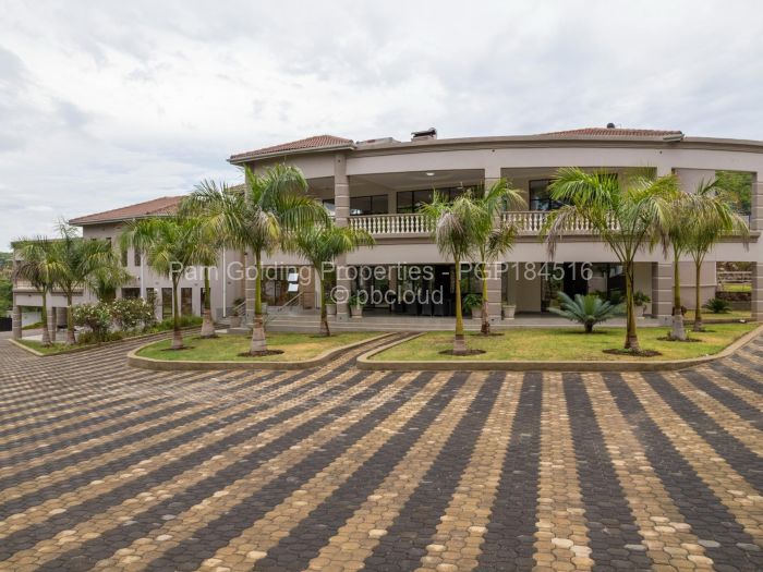 7 Bedroom House for Sale in Carrick Creagh Estate, Harare