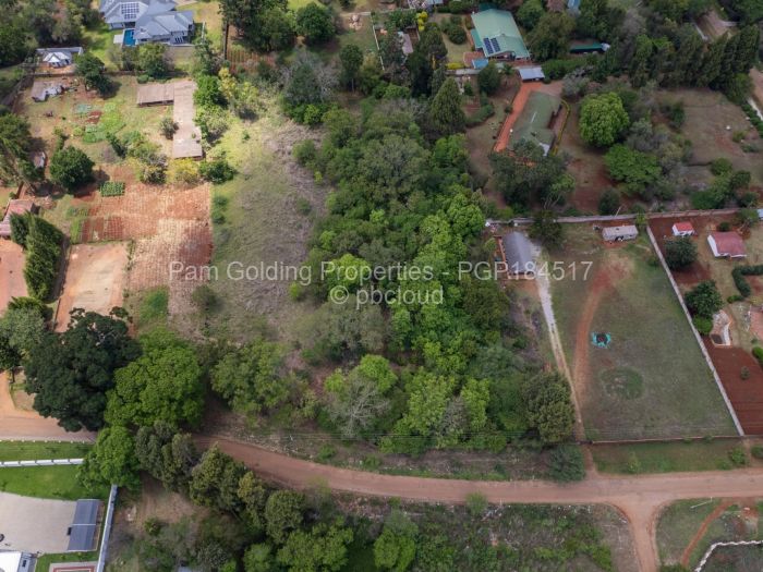 Commercial Stand for Sale in Philadelphia, Harare