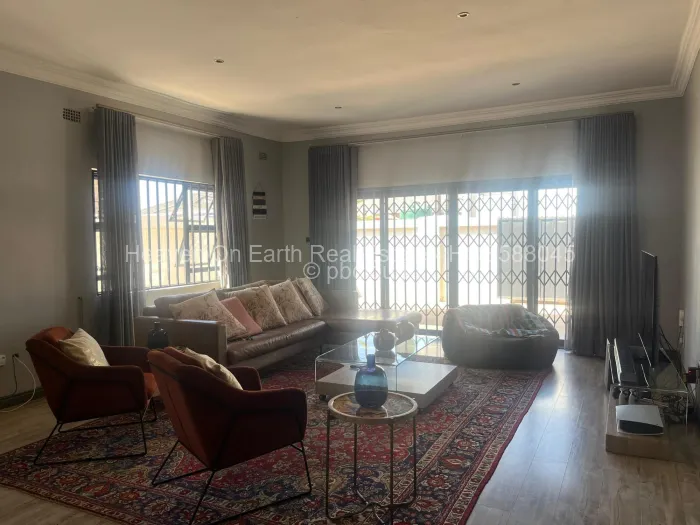 4 Bedroom House for Sale in Madokero Estates, Harare