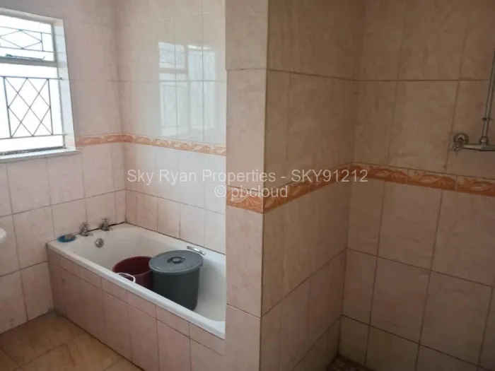 3 Bedroom House for Sale in Waterfalls, Harare