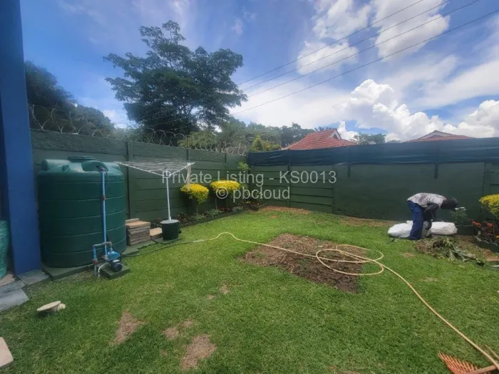 3 Bedroom Cottage/Garden Flat for Sale in Newlands, Harare