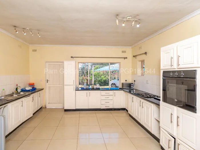 3 Bedroom House for Sale in Chisipite, Harare