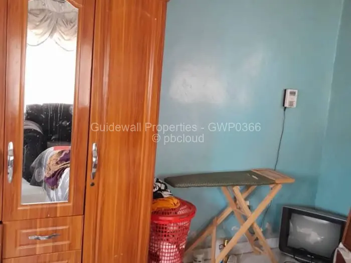 7 Bedroom House for Sale in Budiriro, Harare