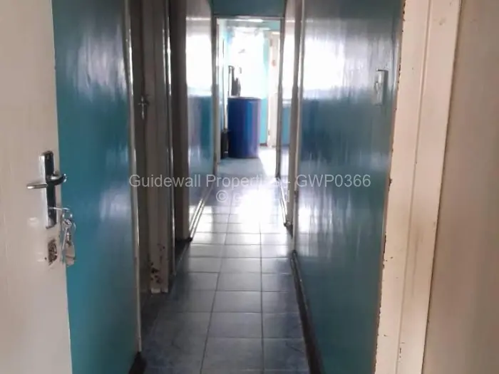 7 Bedroom House for Sale in Budiriro, Harare