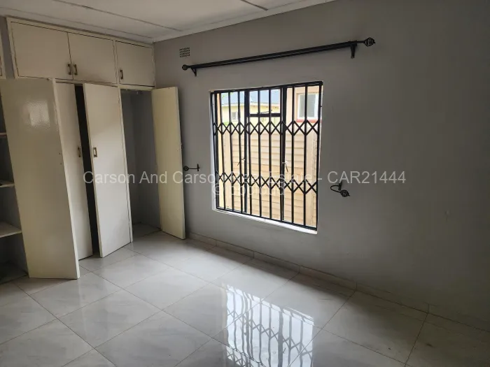 3 Bedroom House for Sale in Ruwa, Ruwa