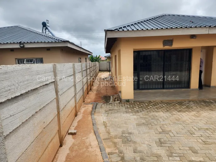 3 Bedroom House for Sale in Ruwa, Ruwa
