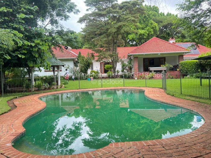 4 Bedroom House for Sale in Hillside Byo, Bulawayo
