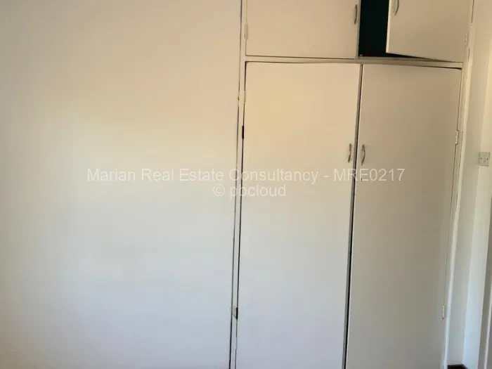 4 Bedroom House for Sale in Four Winds, Bulawayo