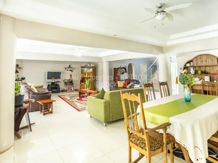 7 Bedroom House for Sale in Chisipite, Harare
