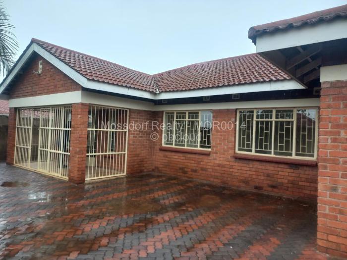 3 Bedroom House to Rent in Glaudina, Harare
