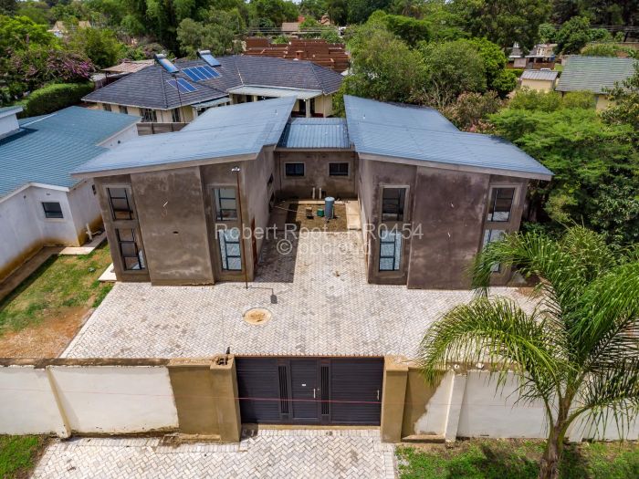 Townhouse/Cluster for Sale in Marlborough, Harare