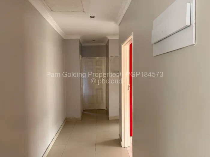 3 Bedroom House for Sale in Mainway Meadows, Harare