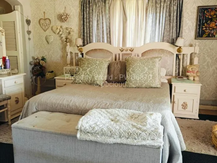 2 Bedroom House for Sale in Lake Chivero, Lake Chivero