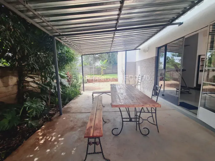 4 Bedroom House for Sale in Famona, Bulawayo