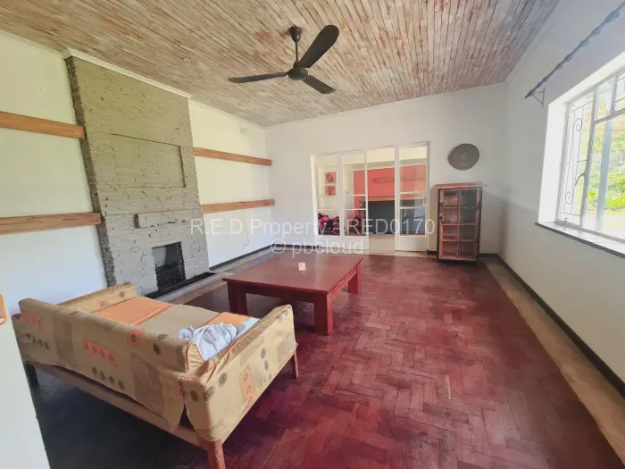 4 Bedroom House for Sale in Famona, Bulawayo